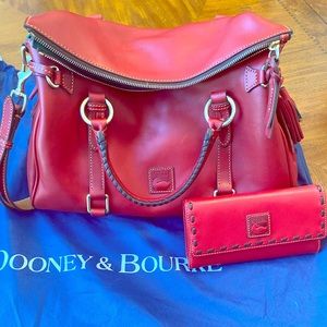 Flash Sale 🎉 Dooney & Burke Florentine Set -Red